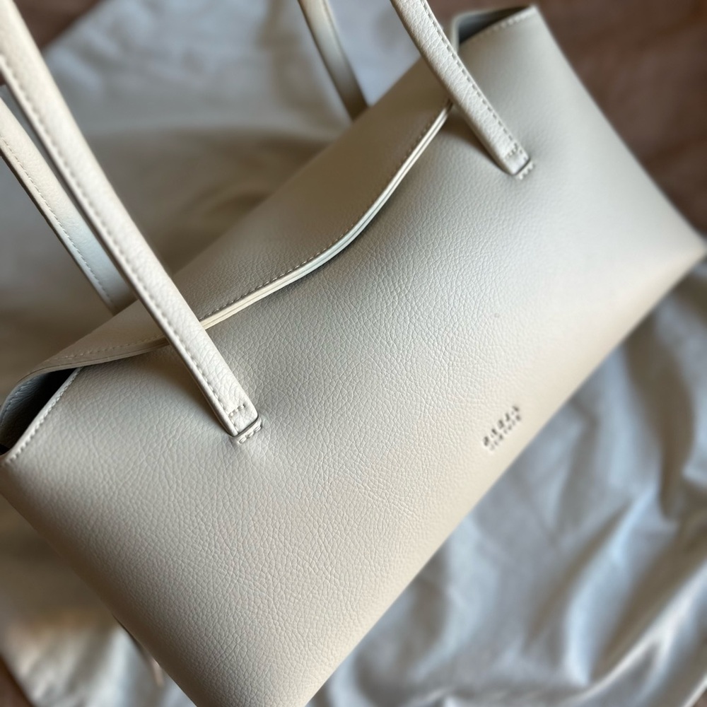 NWT Freja Chrystie Bag Oat - Picture 9 of 13